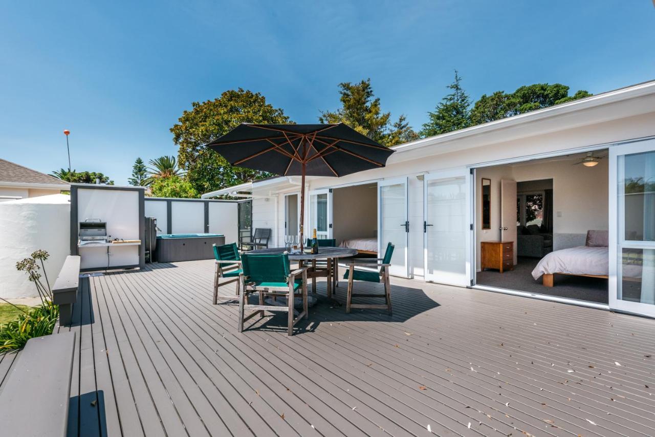 Number Six - Oneroa Holiday Home Exterior foto